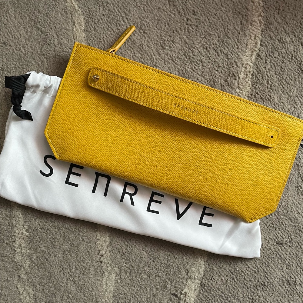 Senreve Bracelet Pouch in Pebbled Dandelion